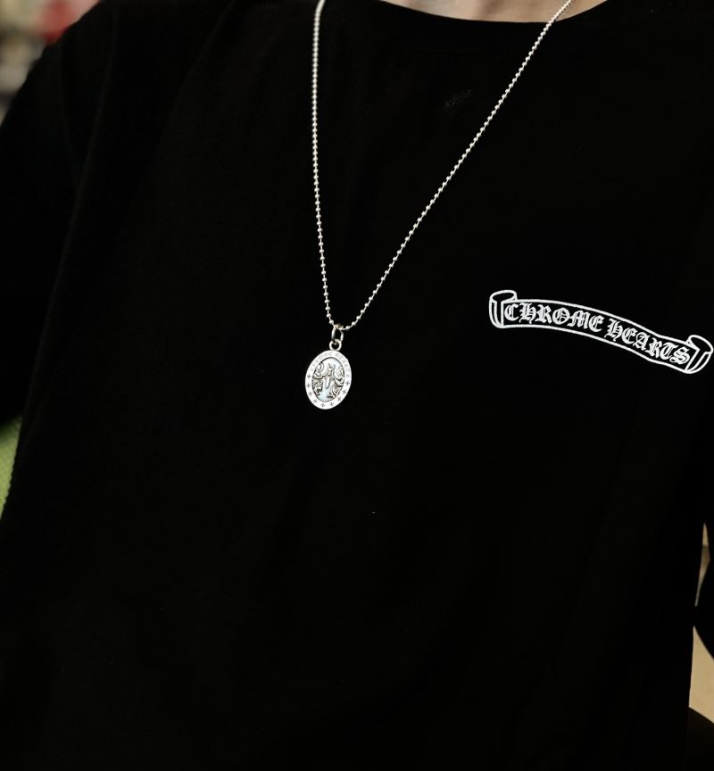 Unclassified Brand Necklaces